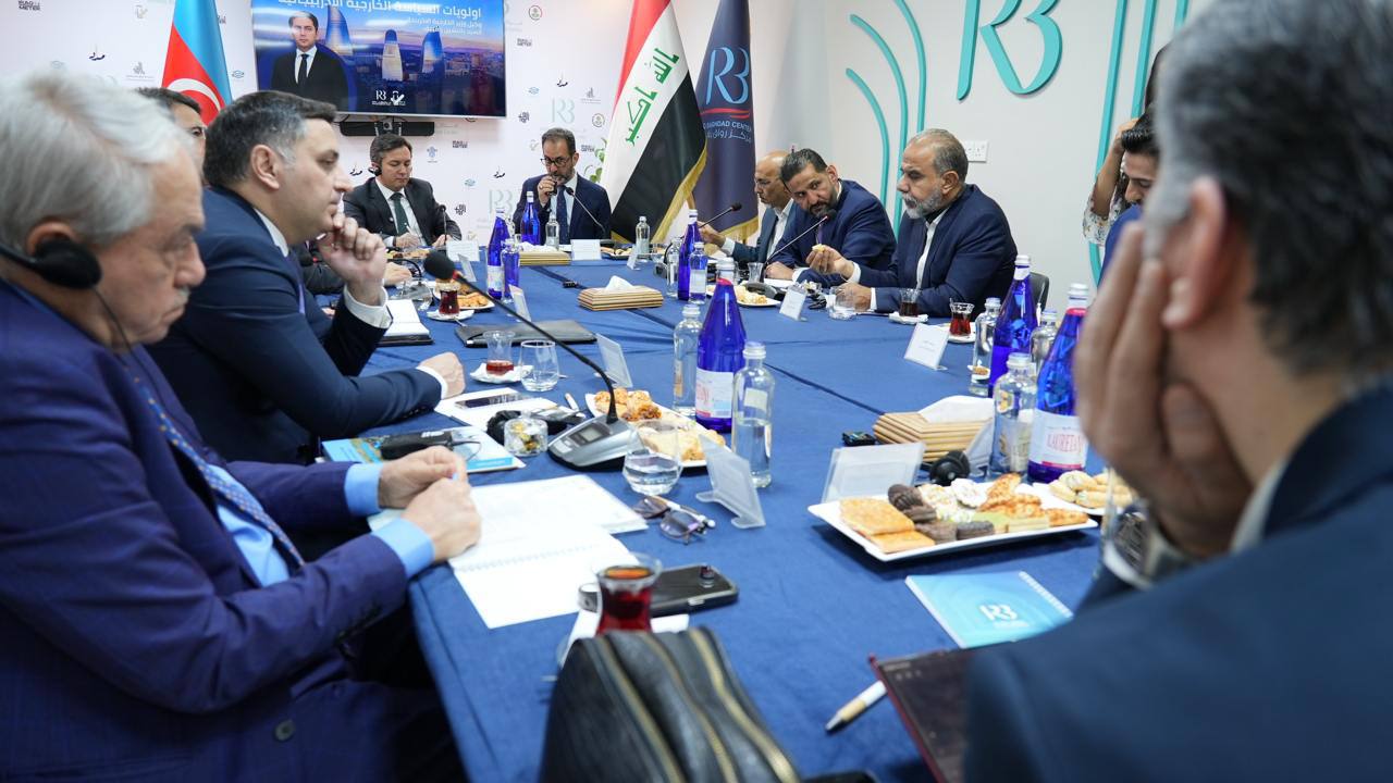 رواق بغداد يعقد ندوة حوارية حول أولويات السياسة الخارجية الأذربيجانية