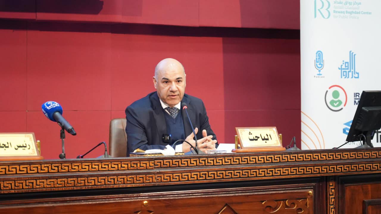 الشخصية العراقية بين اجواء المقاهي والقصور والمآذن
