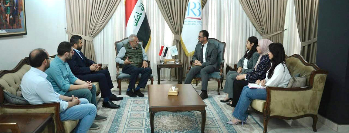 أستقبل رئيس مركز رواق بغداد  الاستاذ عباس العنبوري السيد محمد أميرسي