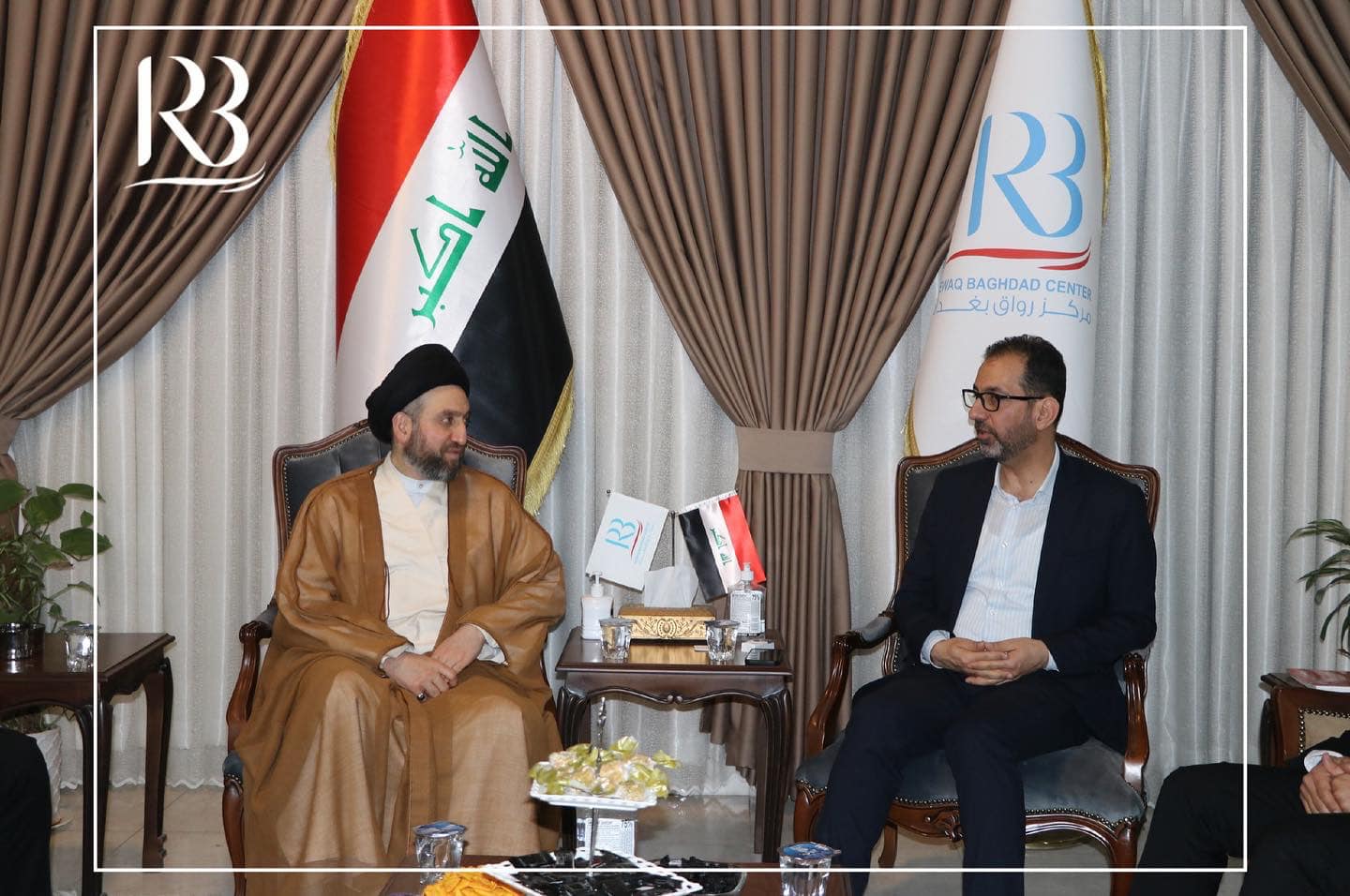 استقبل رئيس مركز رواق بغداد للسياسات العامة الاستاذ عباس العنبوري رئيس تيار الحكمة الوطني سماحة السيد عمار الحكيم
