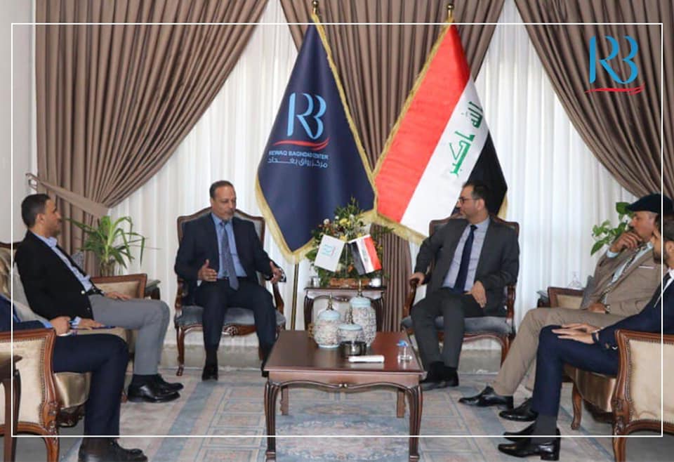 استضاف مركز رواق بغداد  الدكتور محمد قاسم يعقوب مدير عام دائرة التشريع النيابية في مجلس النواب