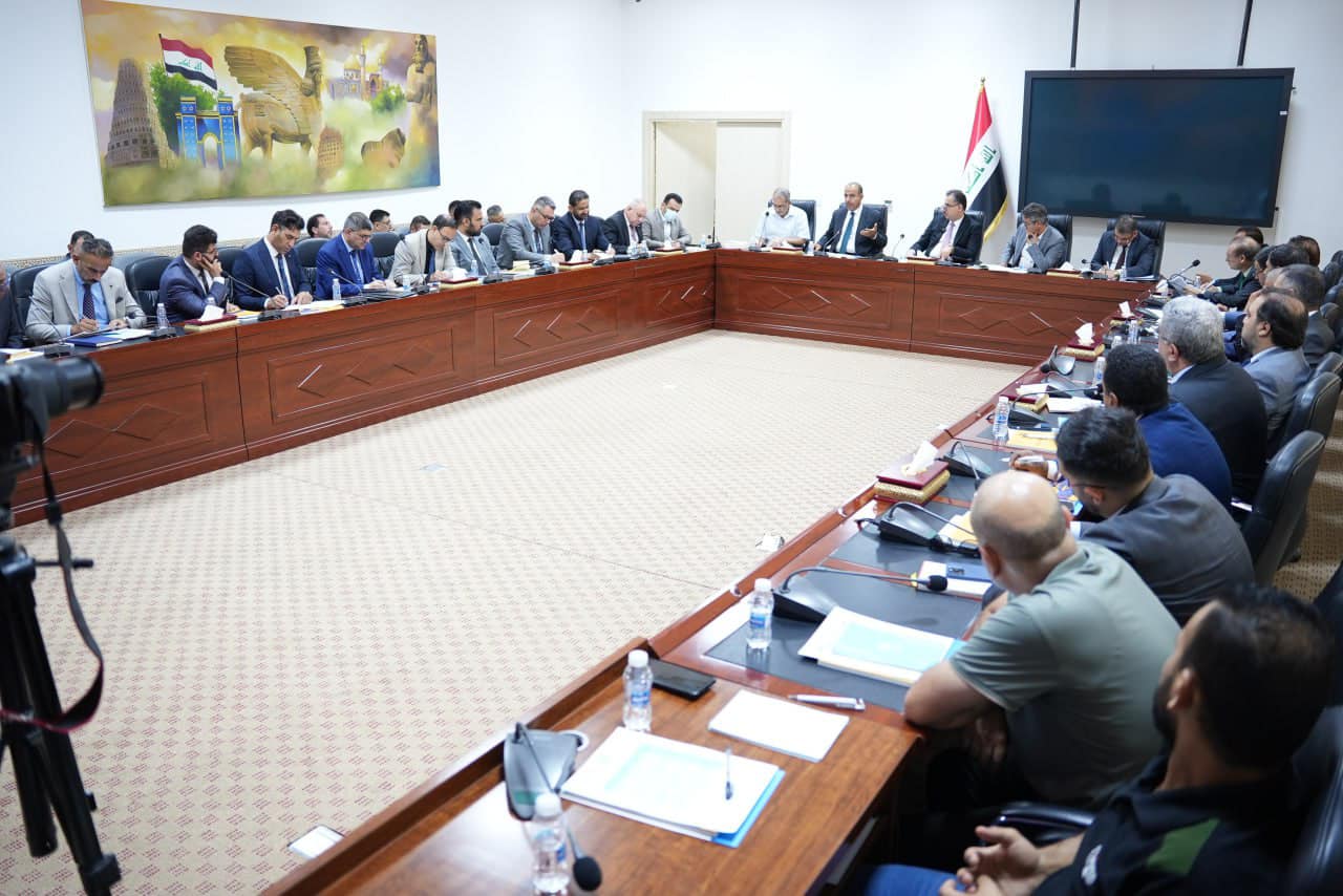 بالتعاون مع مركز النهرين للدراسات الاستراتيجية اقام مركز رواق بغداد ندوة حوارية مشتركة