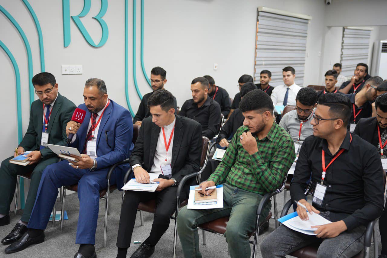 ندوة حوارية مفتوحة أدارها مدير المكتب الاعلامي للمركز الاستاذ احمد الحلو